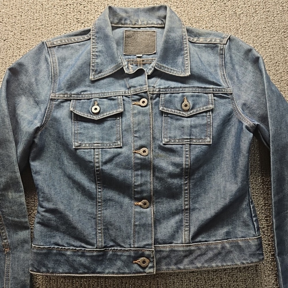 Vintage GUESS Denim Trucker Jacket Womens Large‎ Y2K Jean Light Stain - Picture 2 of 11